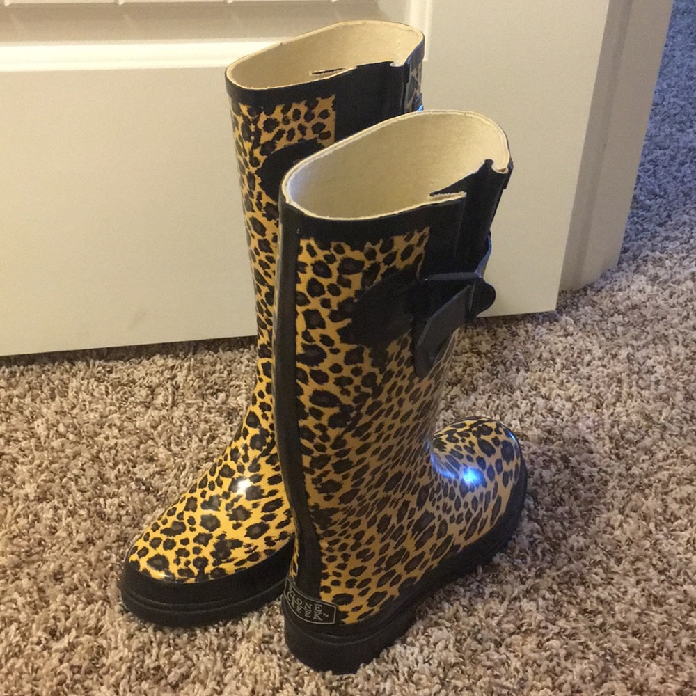Rain Boots  ☔️